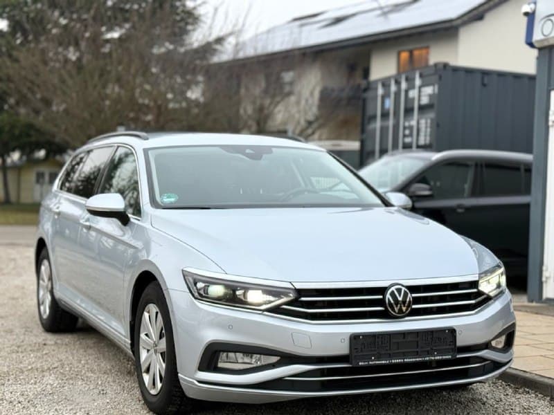 Volkswagen Passat — фото 1
